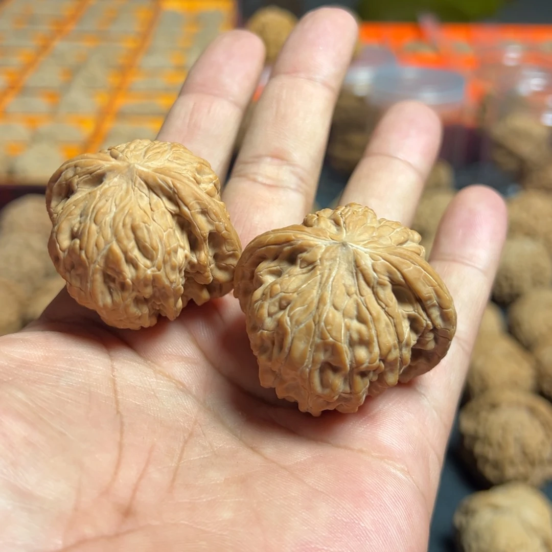 森***郁吊坠文玩核桃42全品磨盘树王