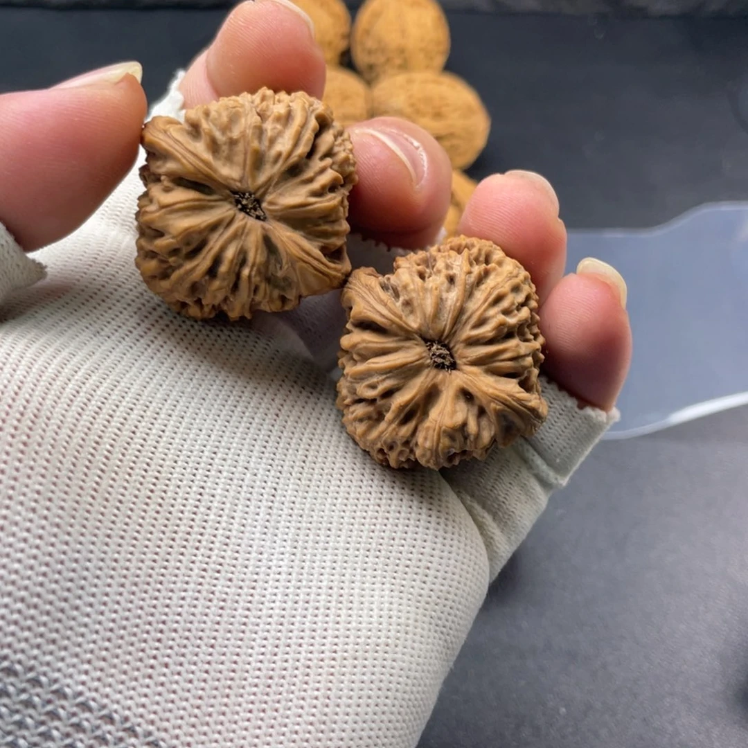 好***好吊坠文玩核桃南疆石