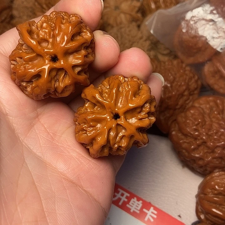 风***文玩核桃吊坠苹果35