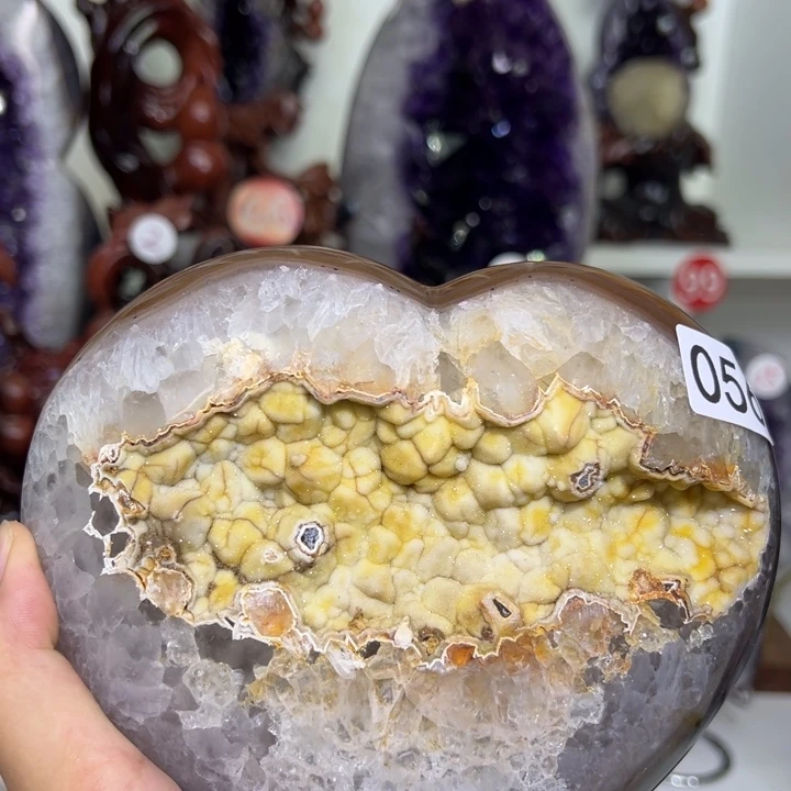 未镶嵌水晶大型摆件（非配饰）
