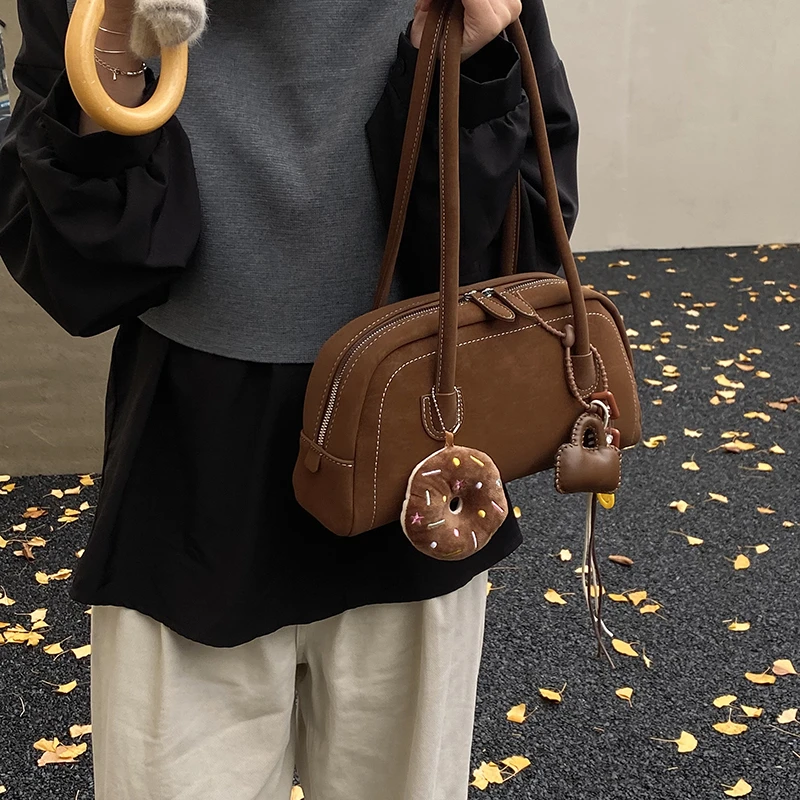 高级感复古磨砂包包女新款超火手提波士顿保龄球包秋冬小众单肩包