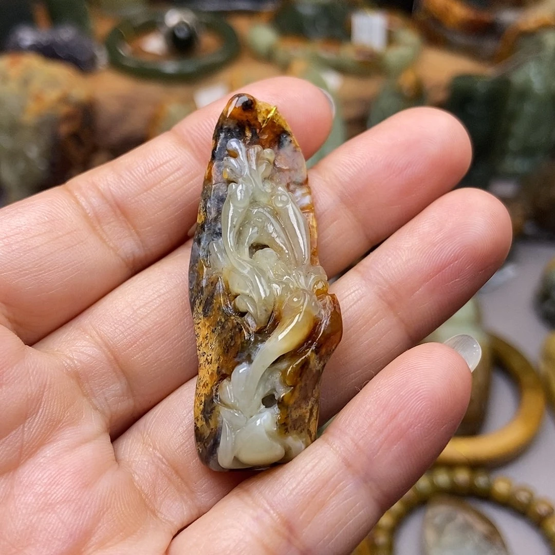 岫岩河磨玉（透闪石质玉）未镶嵌珠宝奇石