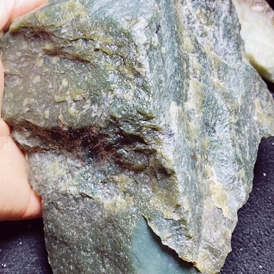 和田玉（糖玉）未镶嵌珠宝半成品