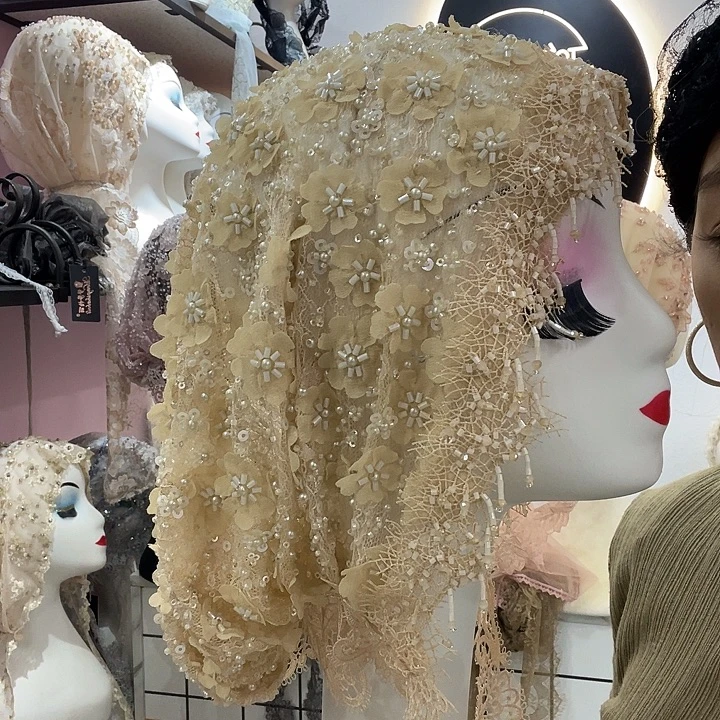 头层牛皮革杏色特价纱巾