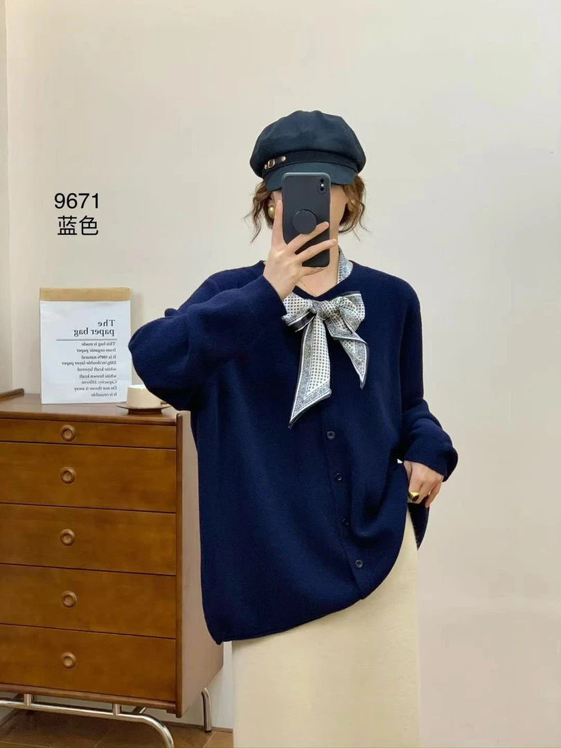 带纱巾韩国绒毛衣9671