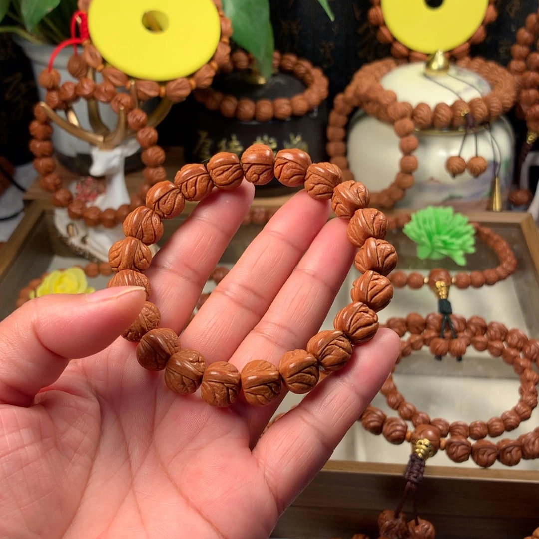 桃核吊坠玉龙脊手串13