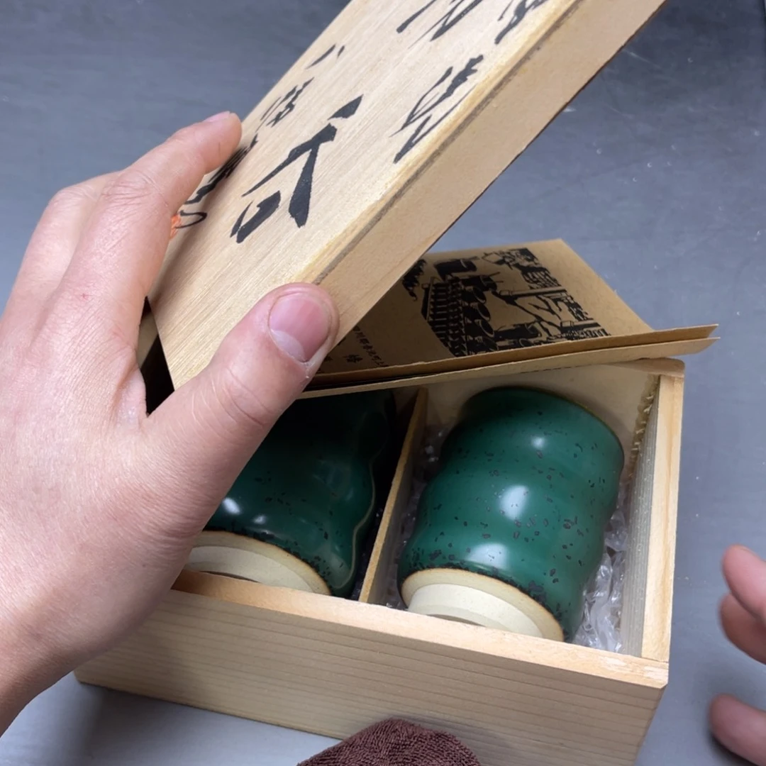 瓷片旧*堂密密麻麻的一天从早上