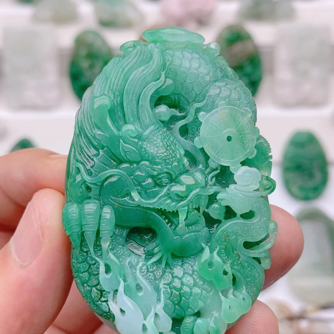 独山玉未镶嵌颈饰