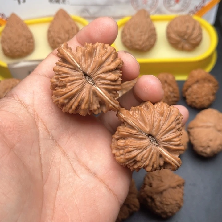 文玩核桃把件四座楼46