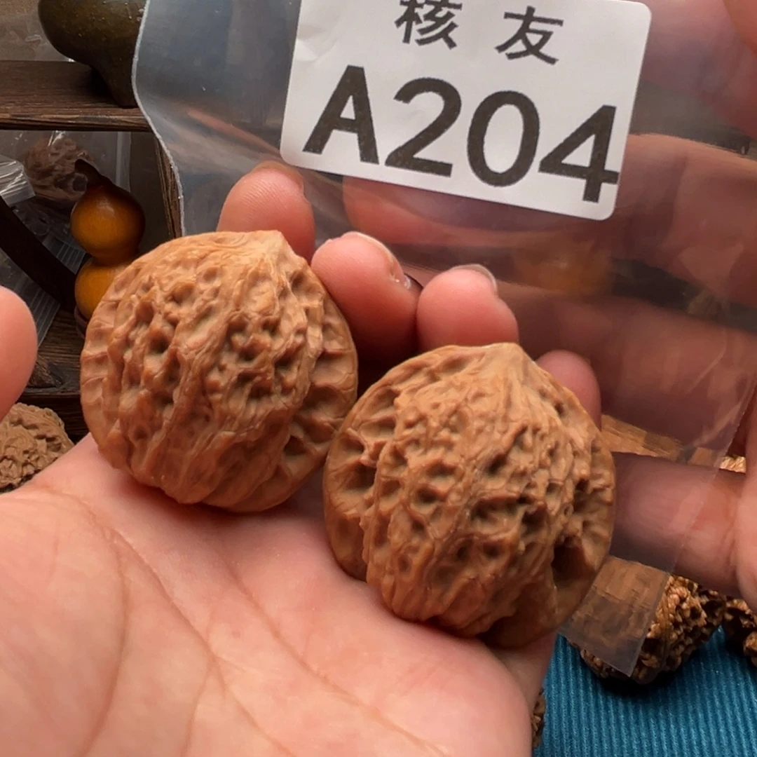 文玩核桃吊坠崔凯