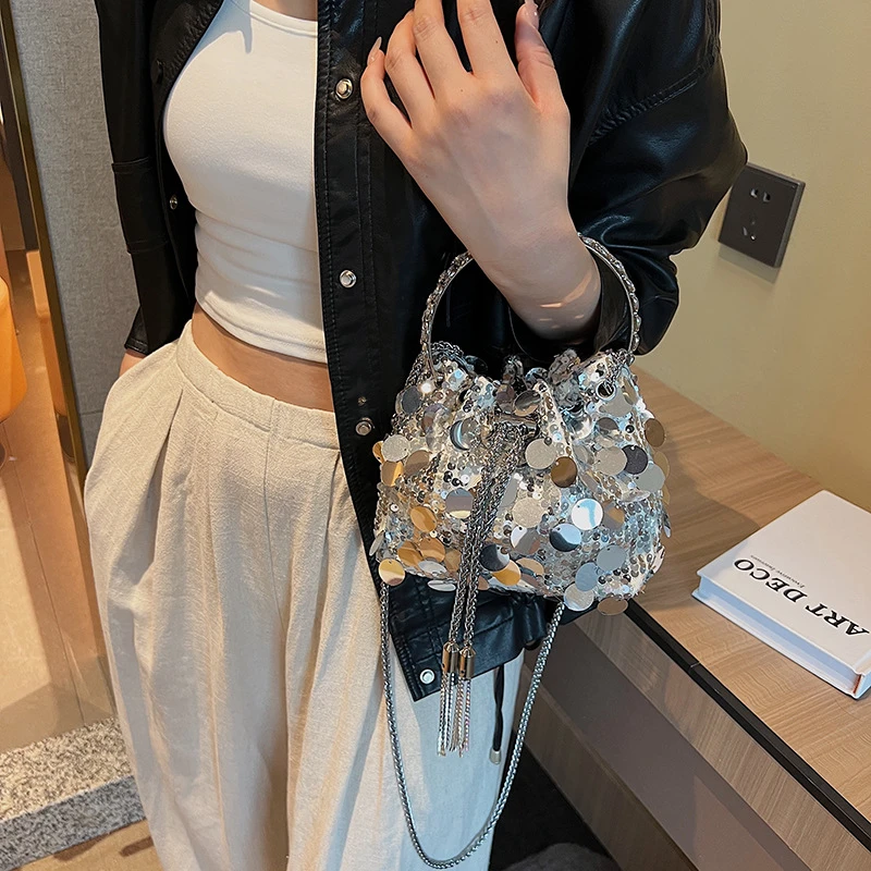 精美绝伦亮片包包女包跨境金属感璀璨绚烂镶钻高级感单肩包水桶包