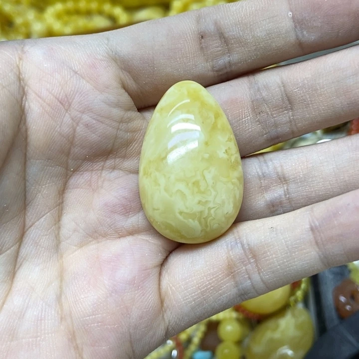 未镶嵌蜜蜡裸石吊坠