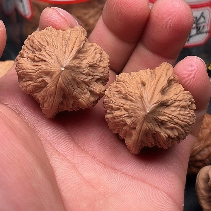 文玩核桃把件靠山王