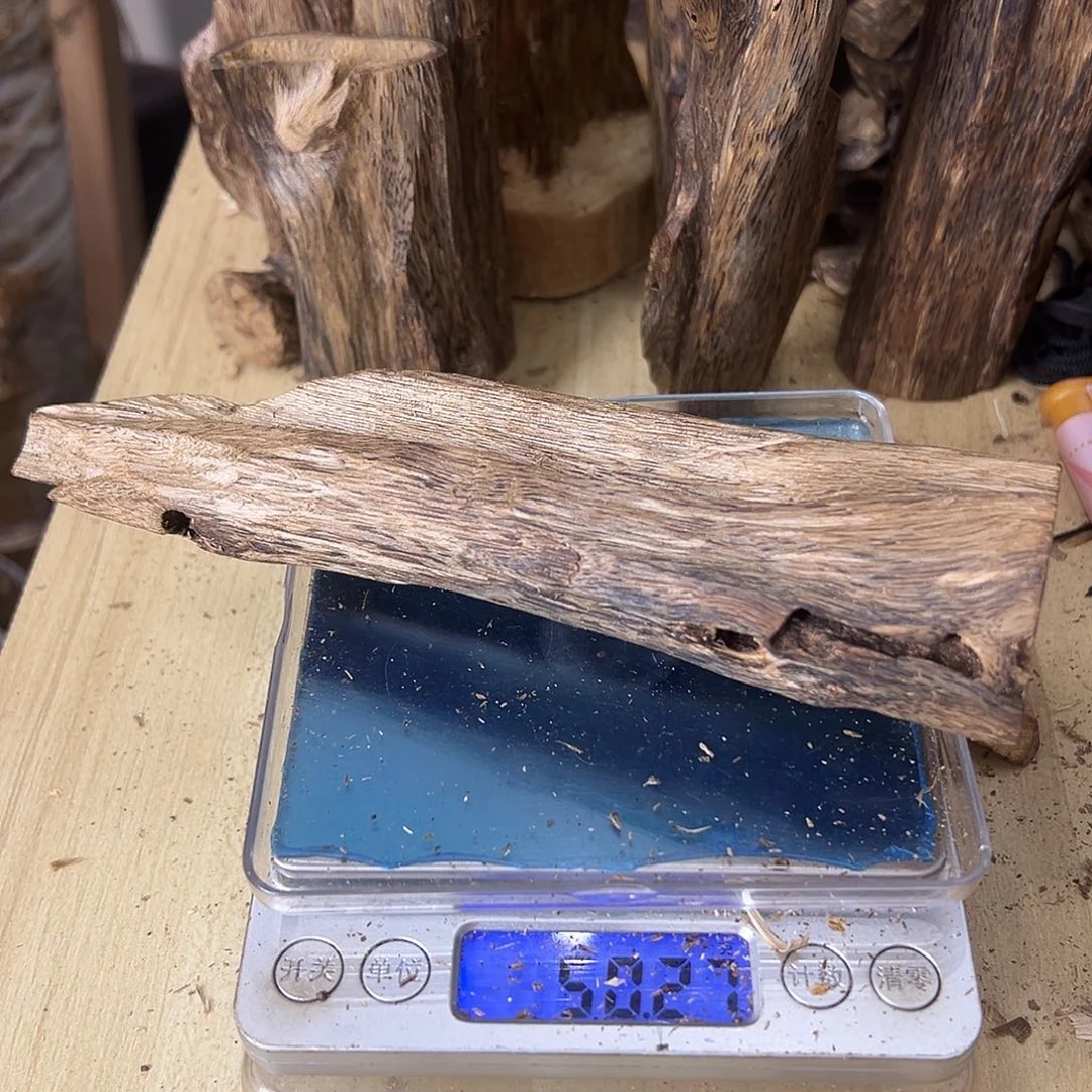 香料绿奇楠虫漏50克乌身