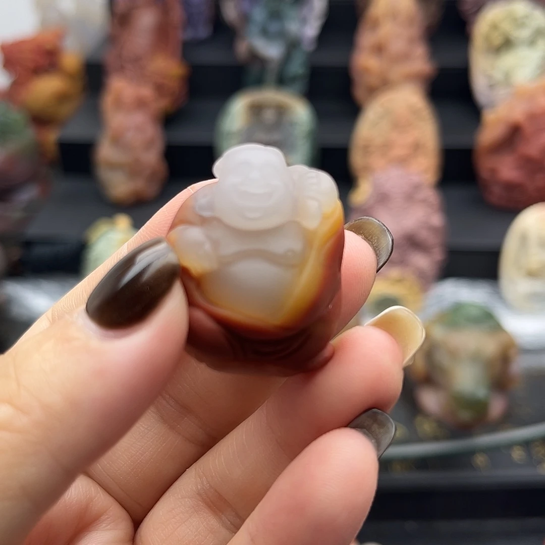石英质玉未镶嵌颈饰