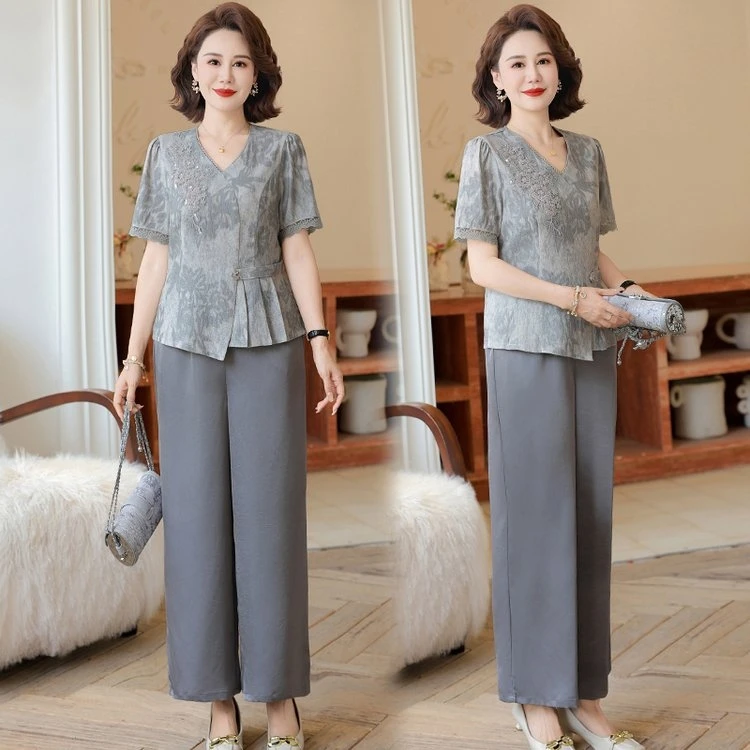 中年妈妈春装时尚套装2025新款气质中老年女装宽松两件套上衣裤子