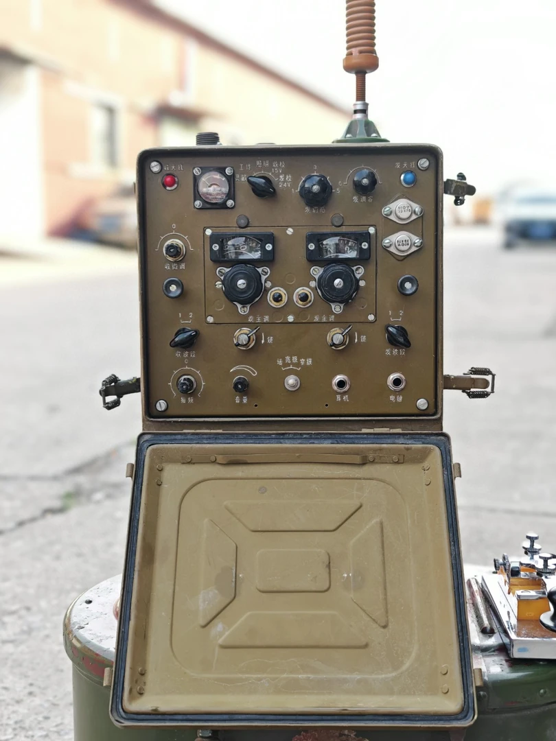 真品古董电报机改装模拟电报机  舞台效果优良 硅两瓦电报机改装