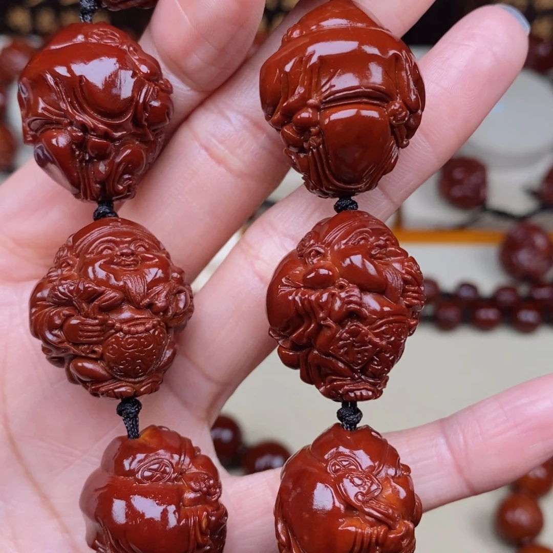 橄榄核把件用****2财神，