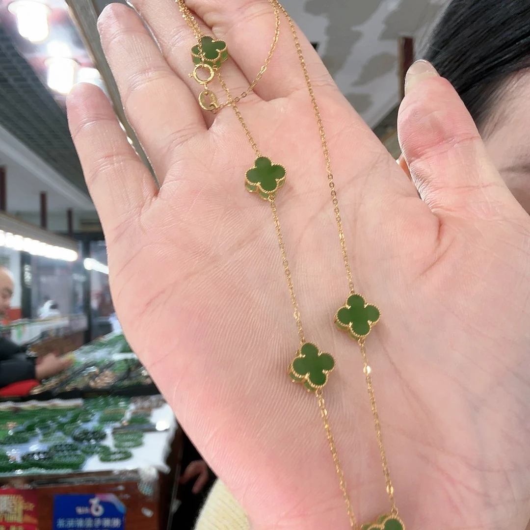 和田玉颈饰18K金镶嵌