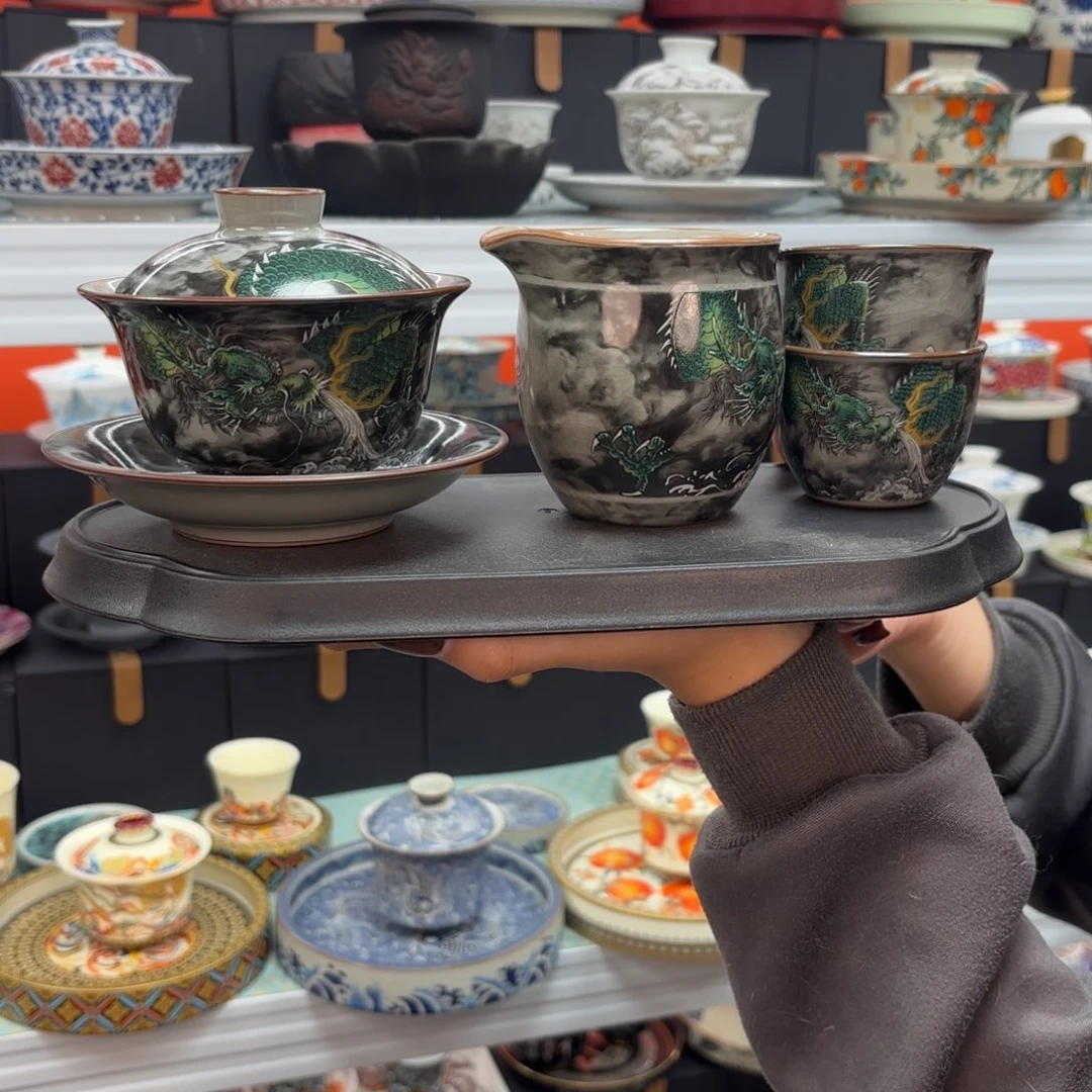 高端品牌产品展示活动