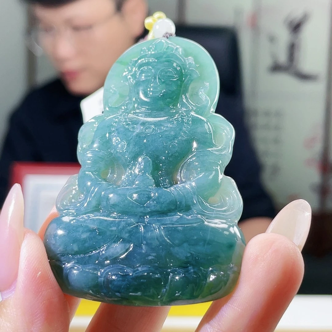 翡翠未镶嵌颈饰挂件