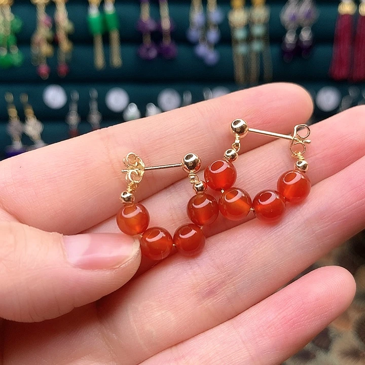 石英质玉耳钉合金