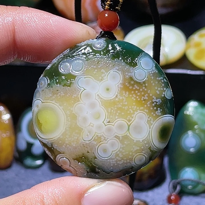 玛瑙/玉髓未镶嵌珠宝奇石