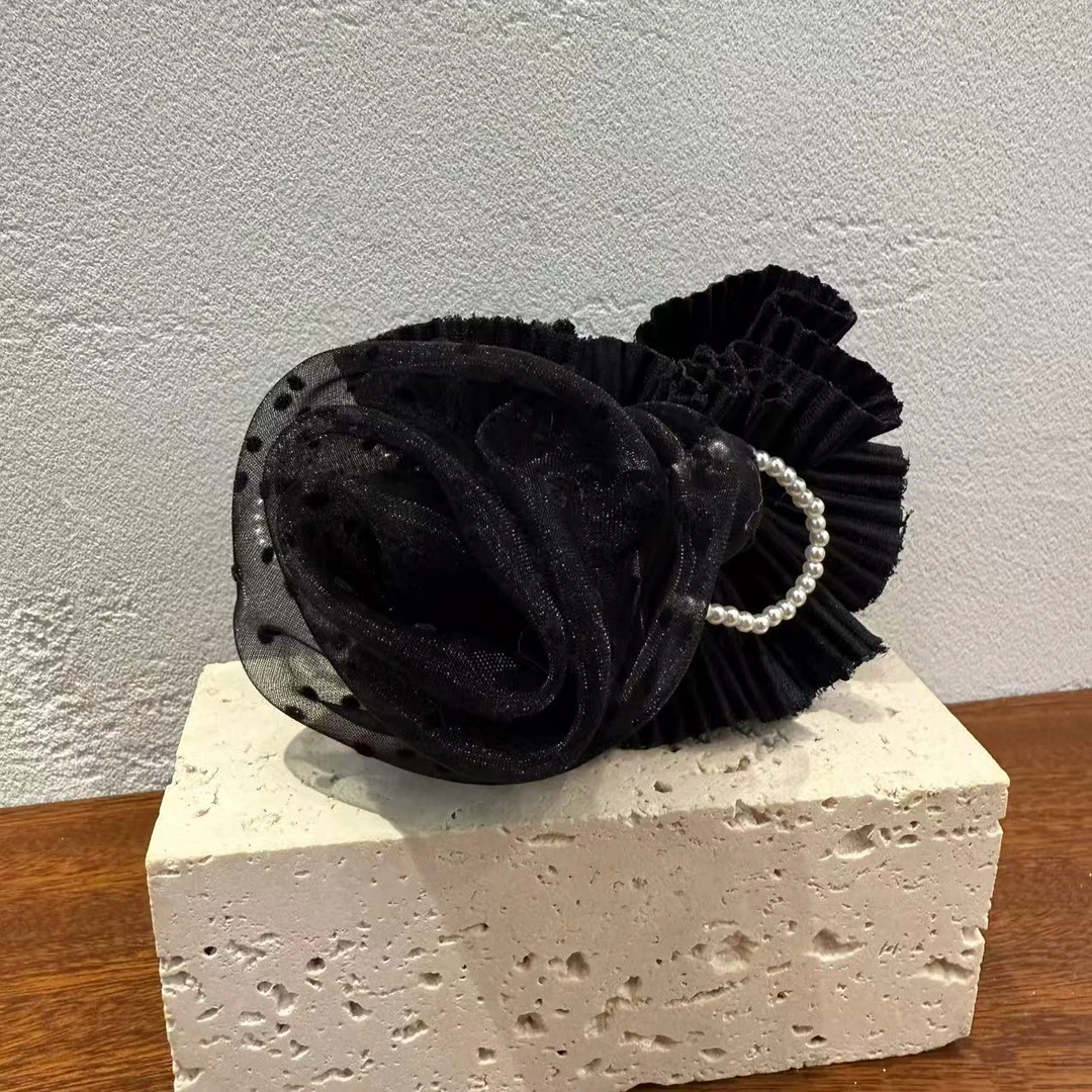 GREBUTY 6600 简约百搭黑玫瑰珠珠发圈