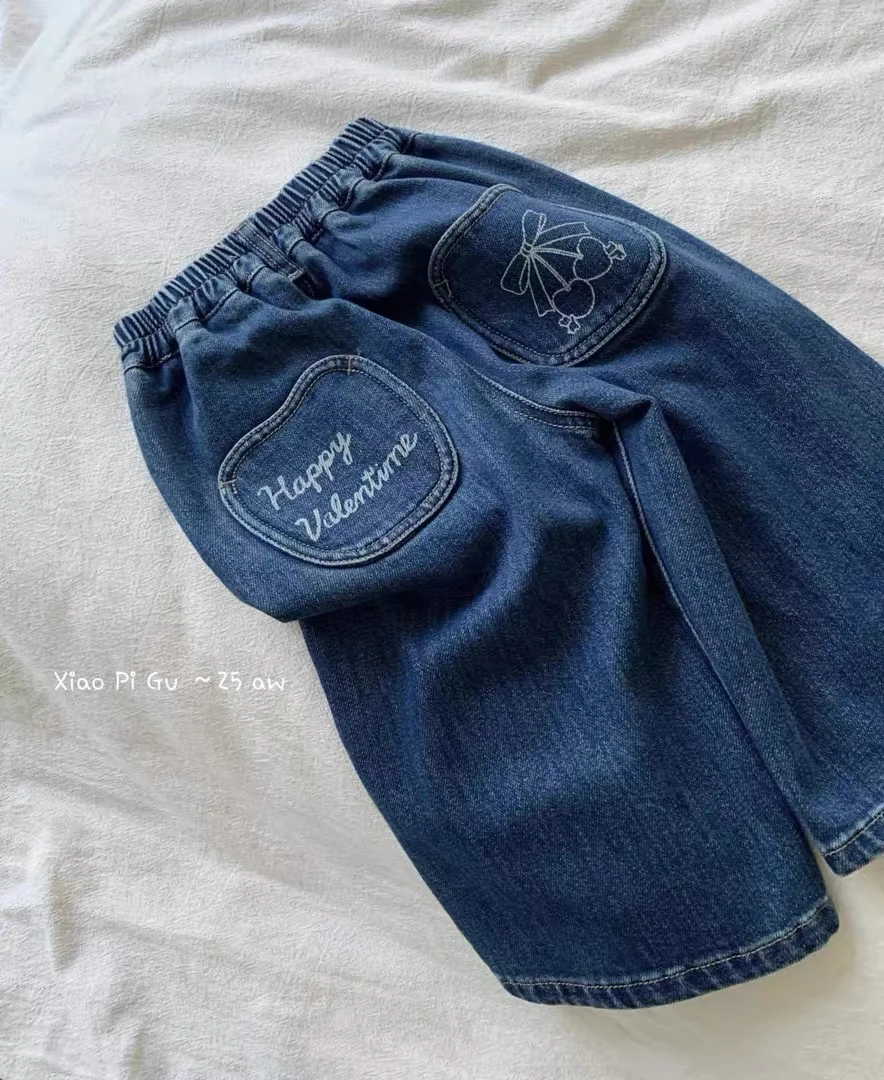 女童时尚百搭牛仔裤2025秋款蝴蝶结印花口袋直筒裤休闲阔腿裤时尚