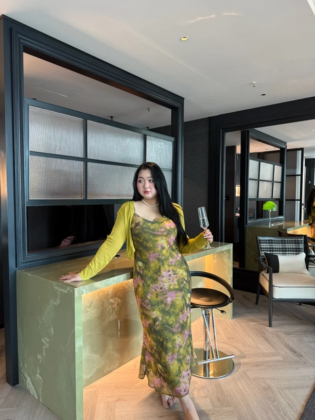 莫奈紫油画晕染斜裁领鱼尾吊带裙8924大码法式优雅吊带裙