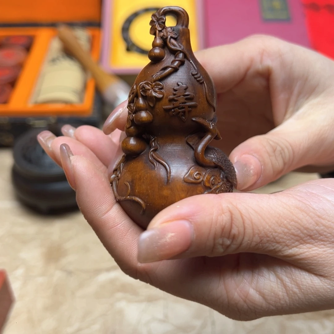 大叶紫檀（黑酸枝木类）