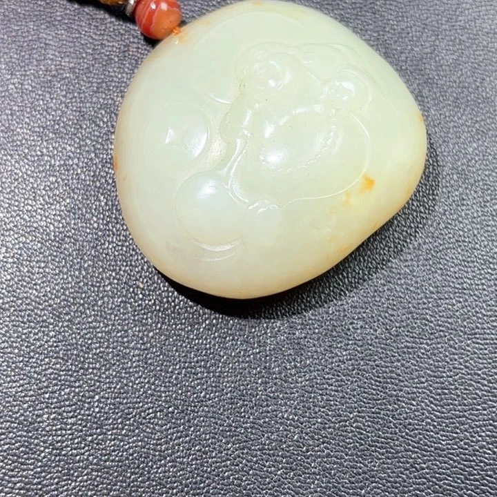 和田玉未镶嵌挂件用****骛