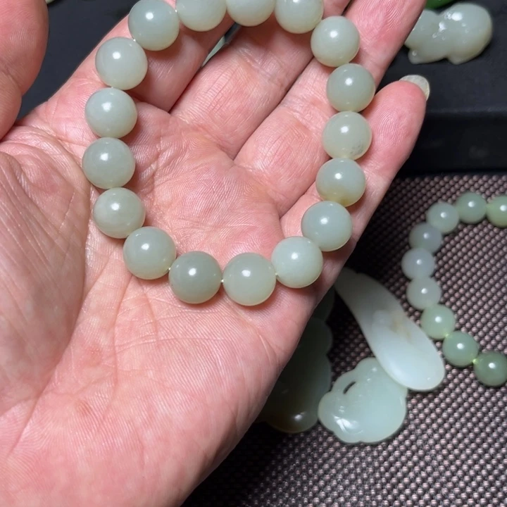 手链未镶嵌和田玉