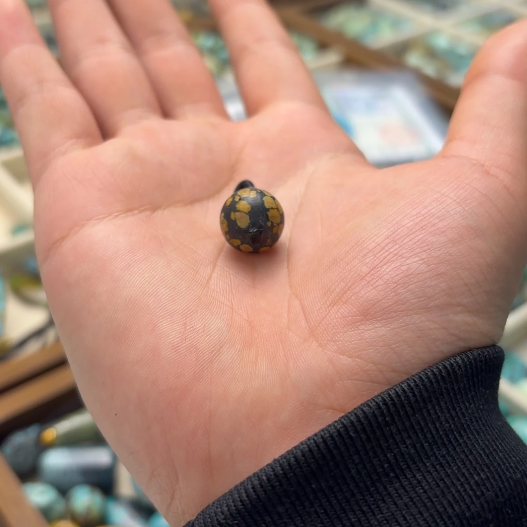 合***证南红玛瑙未镶嵌绿松石