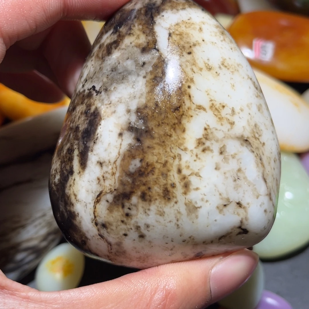 和田玉未镶嵌珠宝奇石