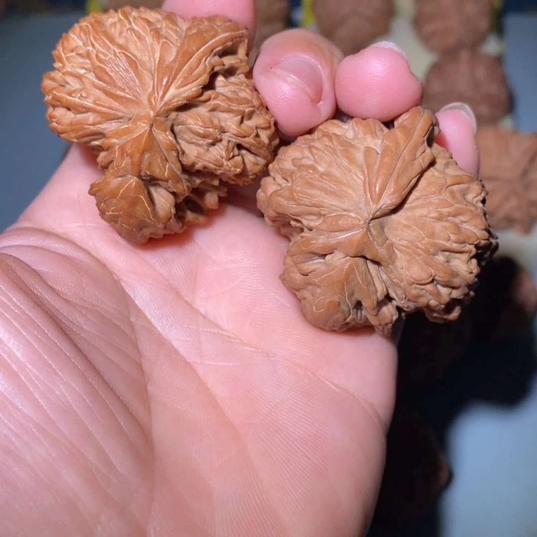 吊坠文玩核桃渭**哥43白狮子牛角