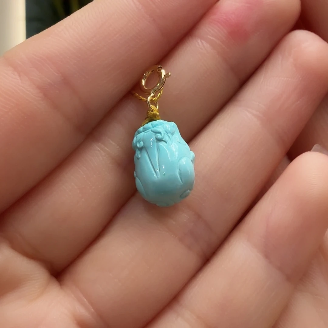 绿松石未镶嵌颈饰