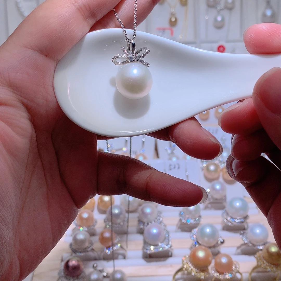 未镶嵌淡水珍珠吊坠(赠链)CC15mm