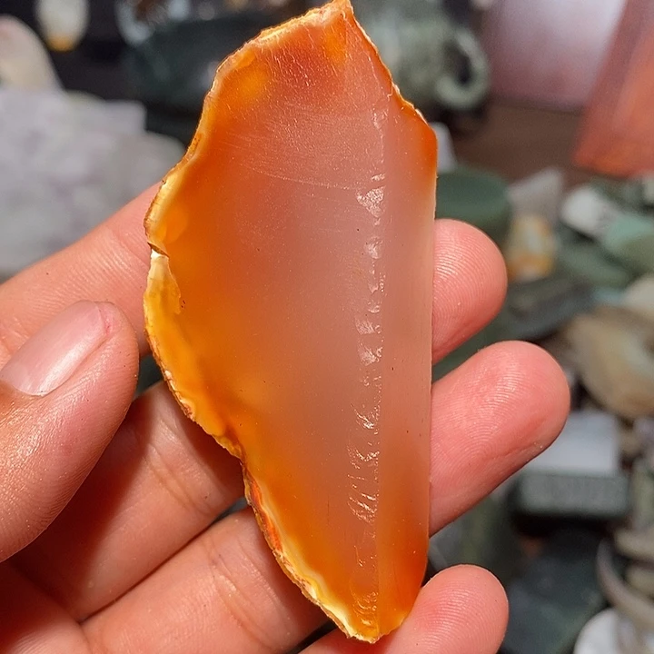 透闪石质玉未镶嵌珠宝奇石