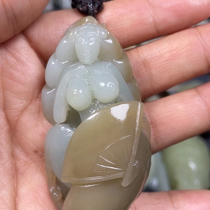 和田玉未镶嵌挂件