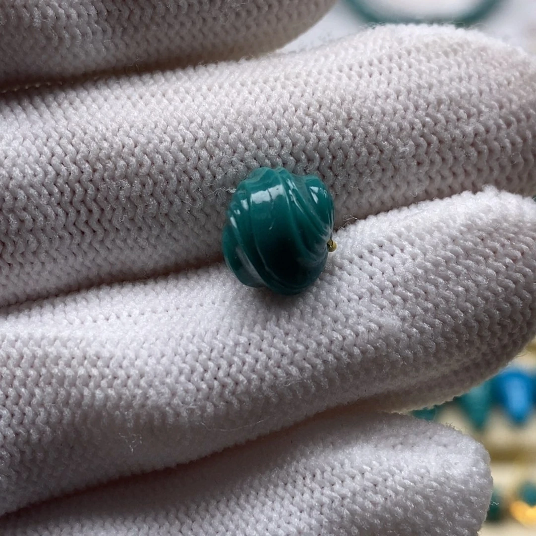 绿松石未镶嵌珠宝奇石A964