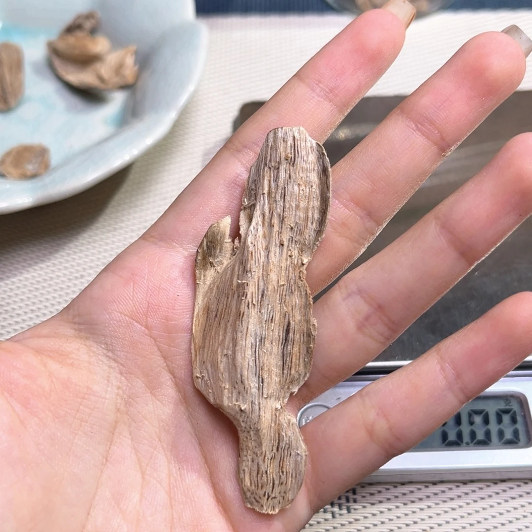香榧木广西博白虎斑棋2.5克