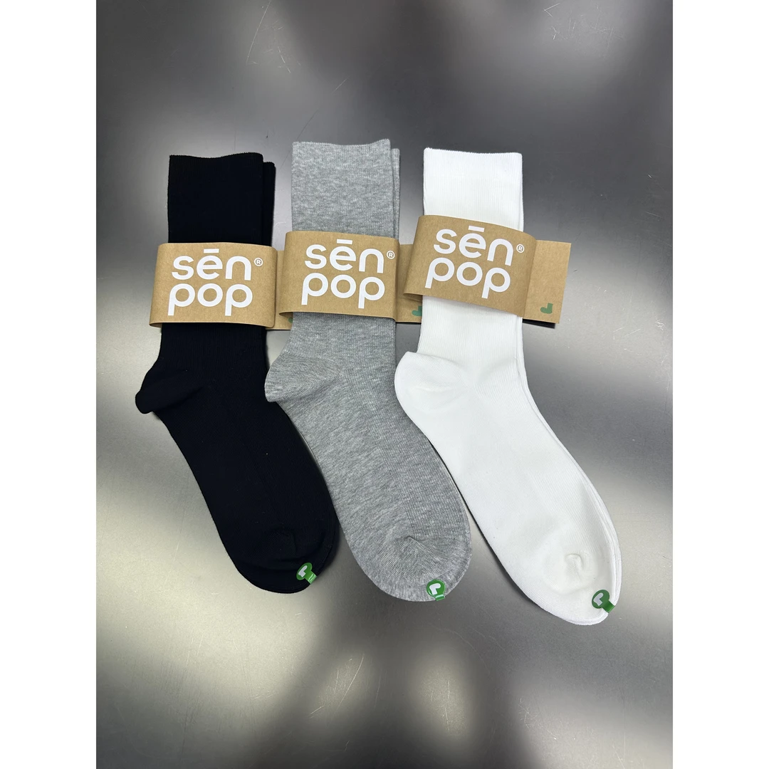 UCUT简刀 上森派系 基础系列纯色中性棉质坑条中筒袜（黑白灰）