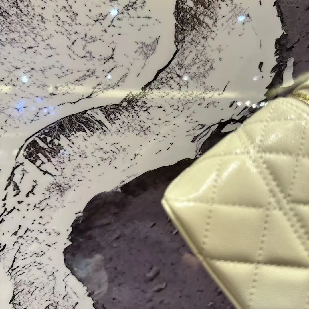 「风铃草地」球纹盒子斜挎包