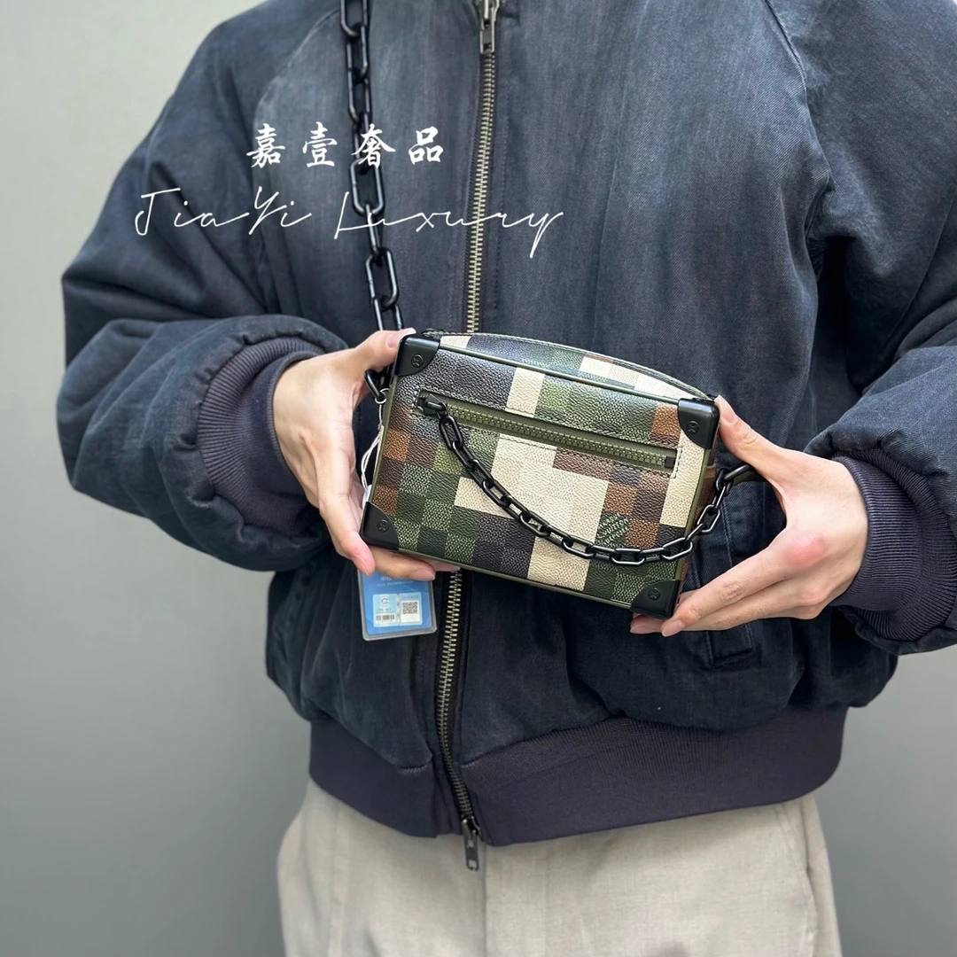 99新 LV    （6808） LV Mini Soft Trunk 迷彩棋盘格盒子