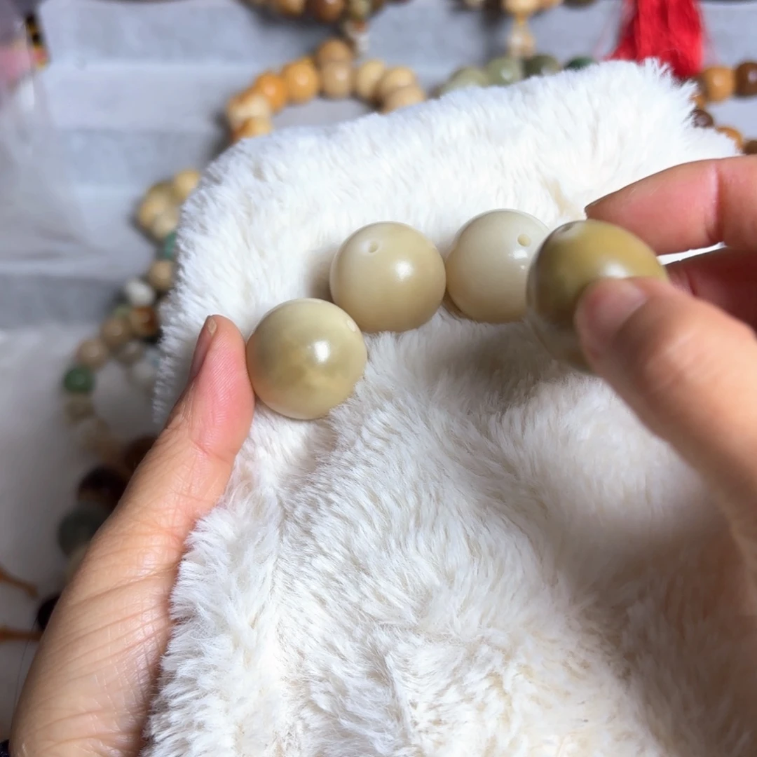 菩提根/象牙果手串懒*卡