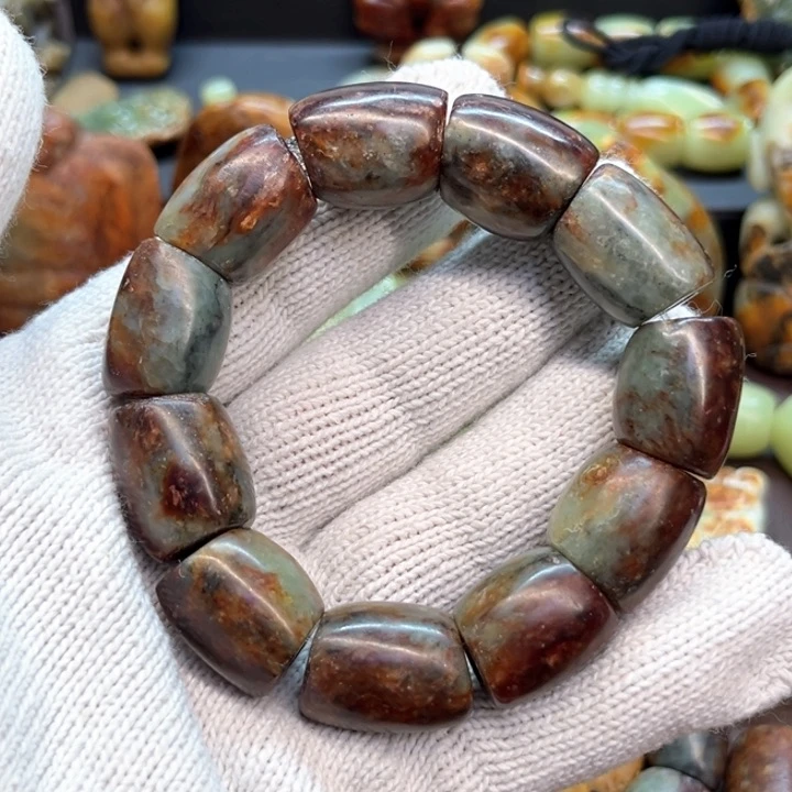 岫岩河磨玉（透闪石质玉）把件未镶嵌浮*