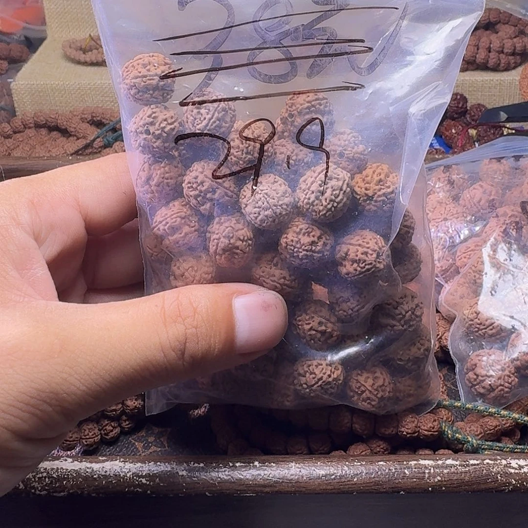 溜***达金刚菩提手串不挑福利款103克