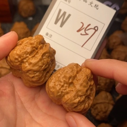 吊坠桃核我是第一百35