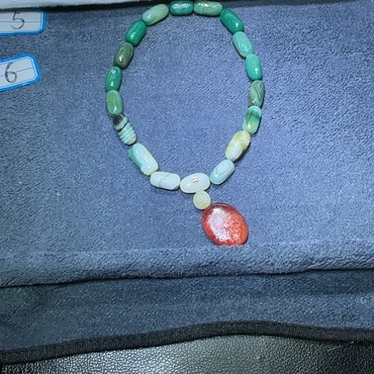 【闪购商品】未镶嵌玛瑙/玉髓珠宝奇石归**启